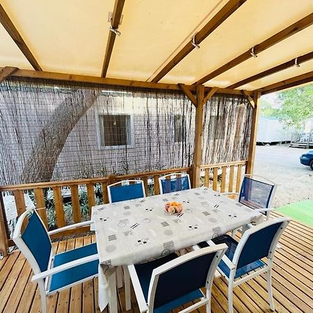 Mobil Home 8 Personnes Camping L'Elysee Vagues Oceanes Le Grau-du-Roi Kültér fotó