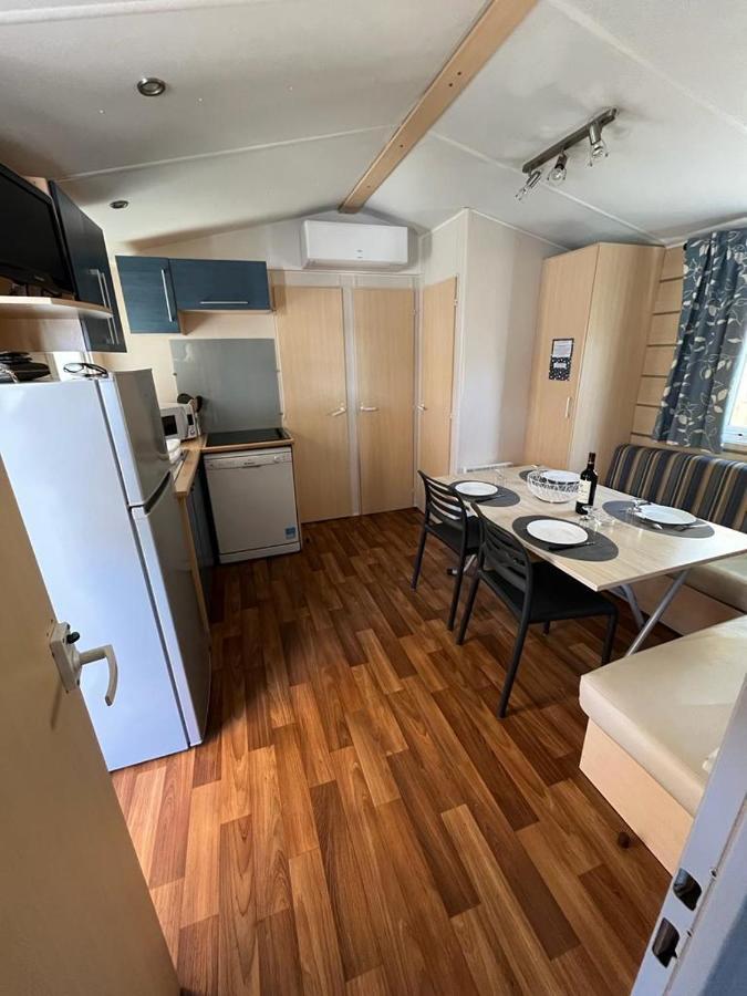 Mobil Home 8 Personnes Camping L'Elysee Vagues Oceanes Le Grau-du-Roi Kültér fotó